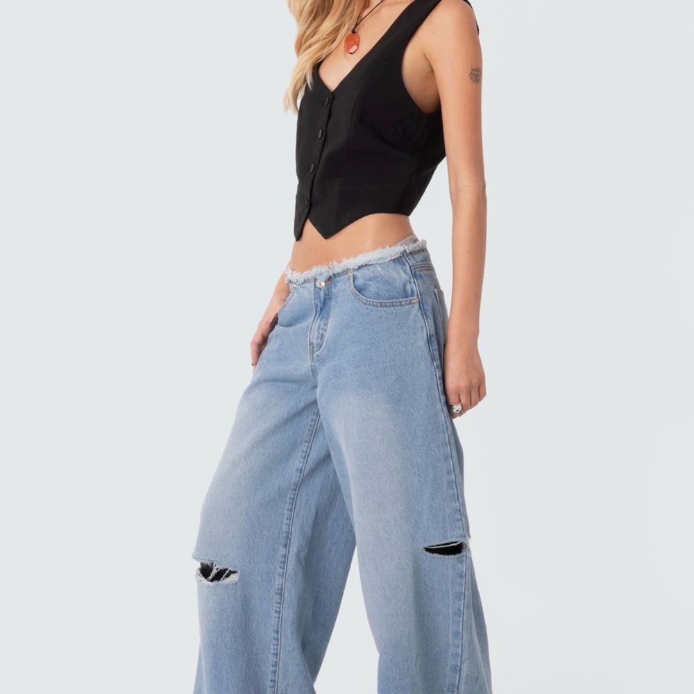 Edikted Jaycee Distressed Wide Leg Jeans